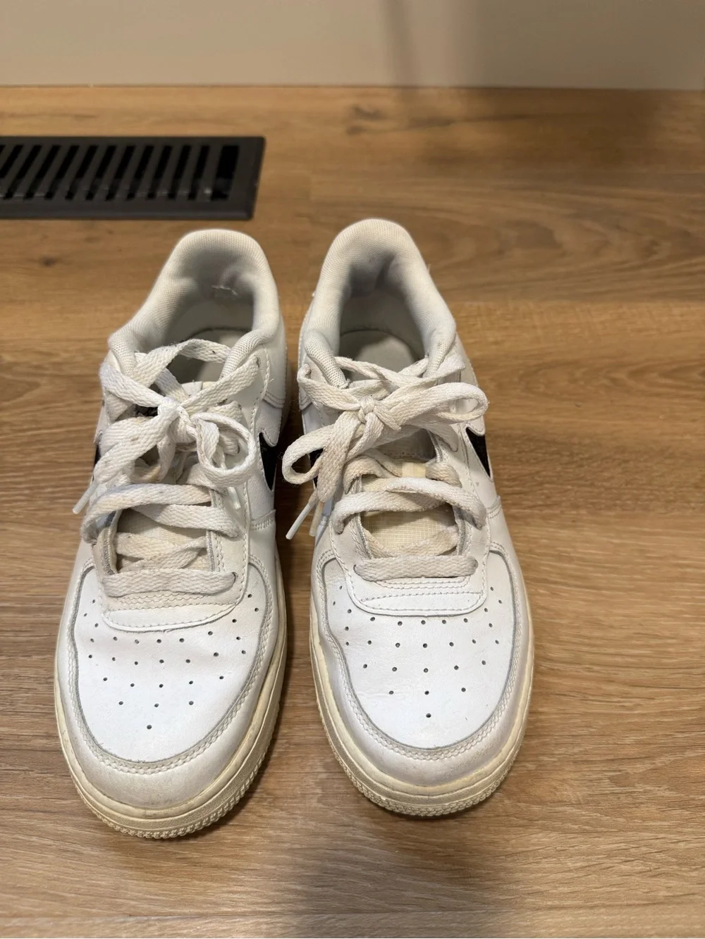 Nike low top
